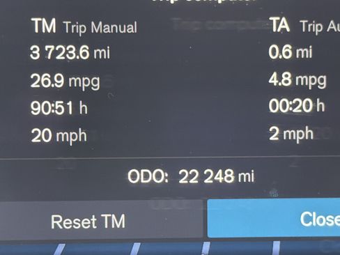 Certified 2023 Volvo XC40 B4 Plus w/ Driver Assist Package FWD image 22