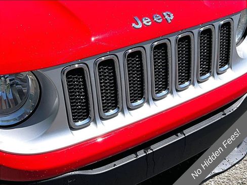 Used 2017 Jeep Renegade Limited FWD image 24