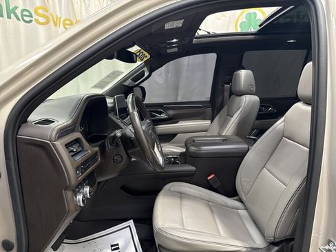 Used 2021 GMC Yukon SLT w/ SLT Premium Package AWD/4WD image 12