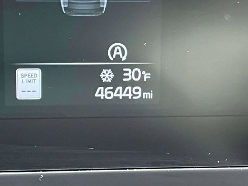 Used 2024 Kia Sportage LX image 24