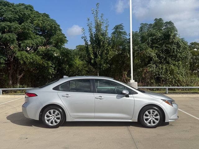 Used 2026 Toyota Corolla LE FWD image 6