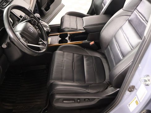 Used 2020 Honda CR-V Touring image 11