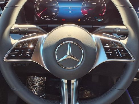 New 2026 Mercedes-Benz GLA 250 image 8