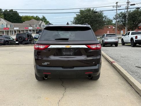 Used 2020 Chevrolet Traverse LT FWD image 7