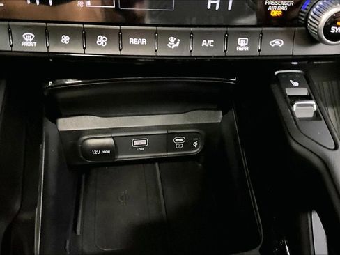 Used 2025 Kia Telluride S AWD/4WD image 15