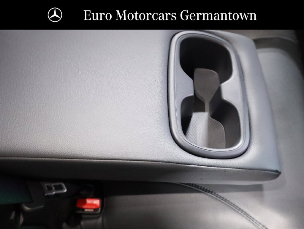 Used 2025 Toyota Camry XSE FWD image 50