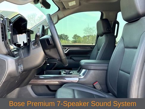 Used 2024 Chevrolet Silverado 3500 LTZ w/ LTZ Premium Package RWD image 13