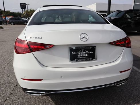 Used 2024 Mercedes-Benz C 300 Sedan image 4
