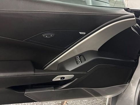 Used 2016 Chevrolet Corvette Stingray Coupe image 9