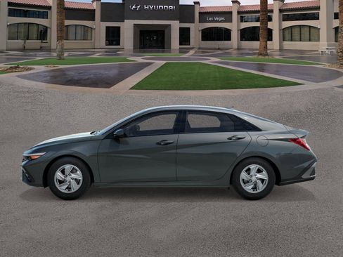 New 2026 Hyundai Elantra SE w/ Cargo Package image 3