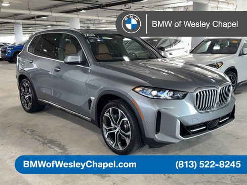 Used 2026 BMW X5 xDrive40i AWD/4WD image 1
