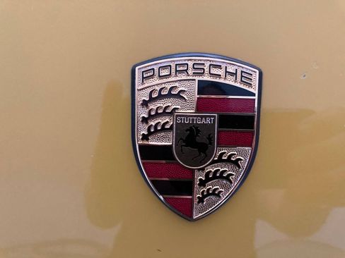 Used 2001 Porsche 911 Cabriolet image 35