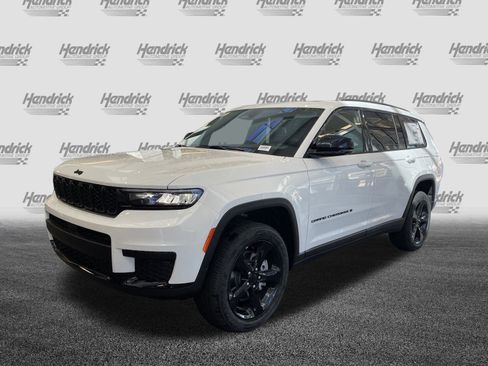 Certified 2025 Jeep Grand Cherokee L Altitude image 6