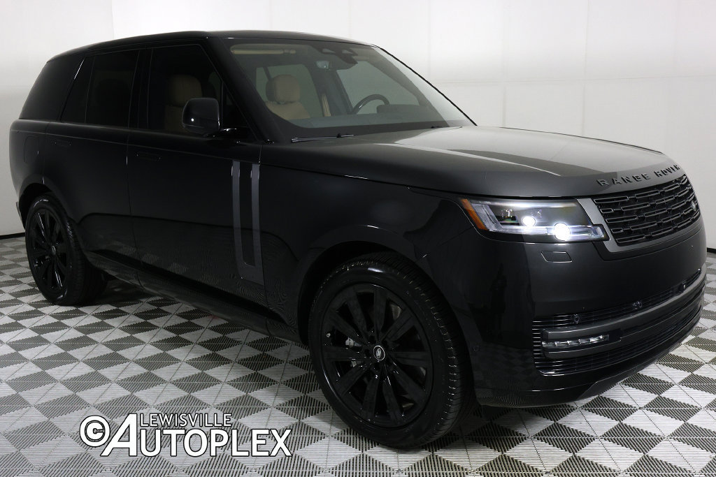 Used 2025 Land Rover Range Rover SE AWD/4WD image 3