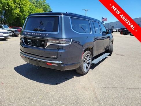 Used 2023 Jeep Grand Wagoneer L Series III AWD/4WD image 4