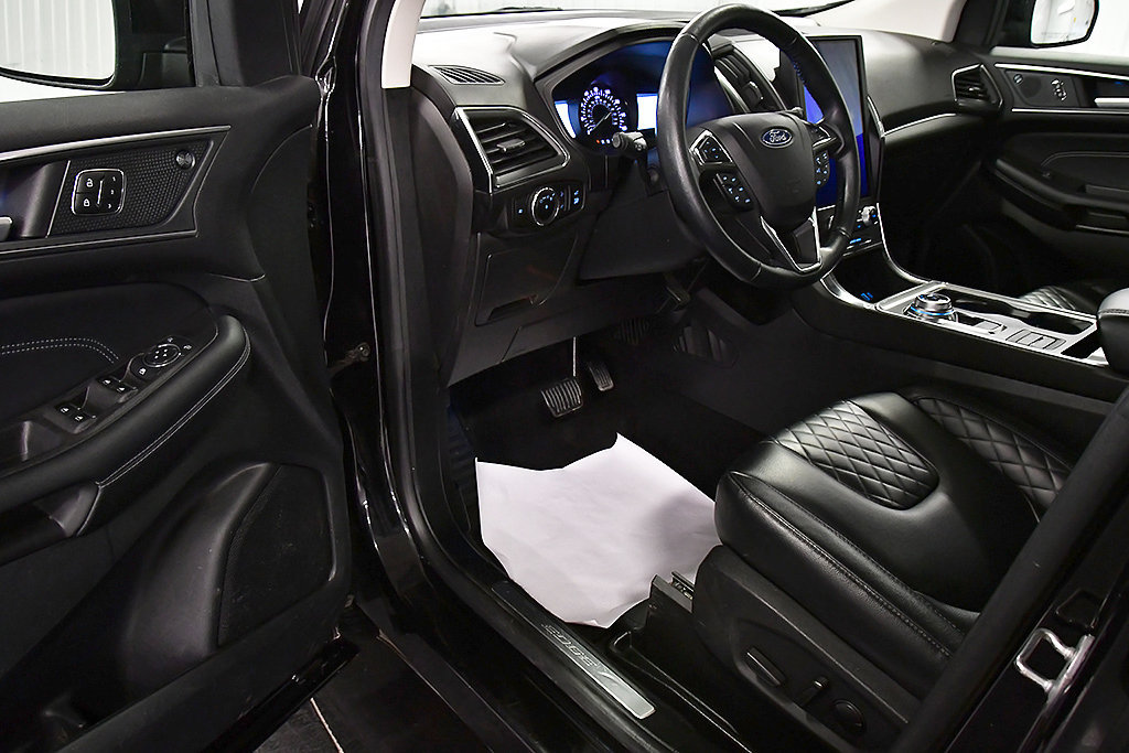 Used 2024 Ford Edge Titanium AWD/4WD image 14