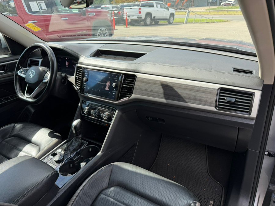 Used 2021 Volkswagen Atlas SEL Premium AWD/4WD image 25