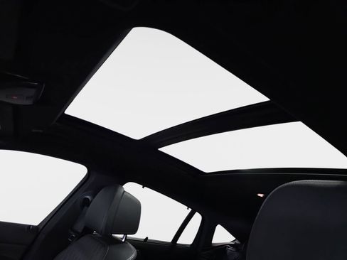 Used 2024 BMW X6 M60i image 29