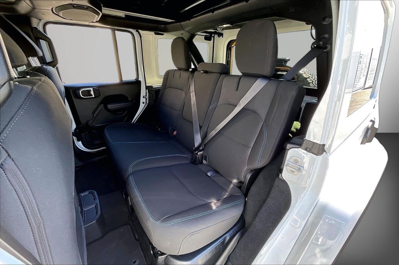 Certified 2023 Jeep Wrangler Unlimited Rubicon 4xe w/ Cold Weather Group AWD/4WD image 22