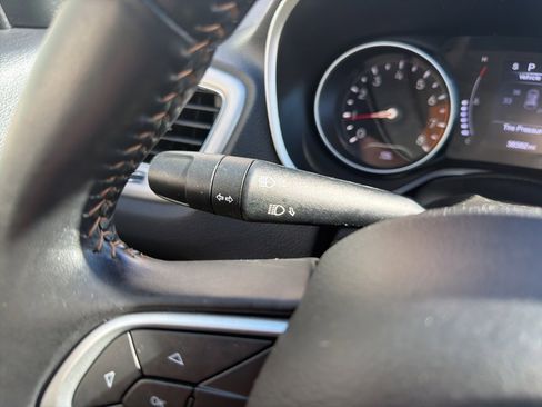 Used 2020 Jeep Compass Latitude w/ Cold Weather Group image 27