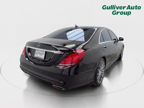 Used 2015 Mercedes-Benz S 550 Sedan w/ Sport Package w/ Sport Package image 8