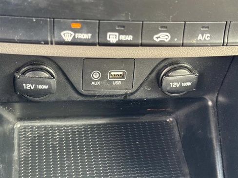 Used 2020 Hyundai Tucson SE w/ Winter Weather Package AWD/4WD image 37