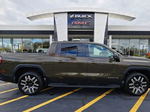 New 2026 GMC Sierra EV Elevation image 10