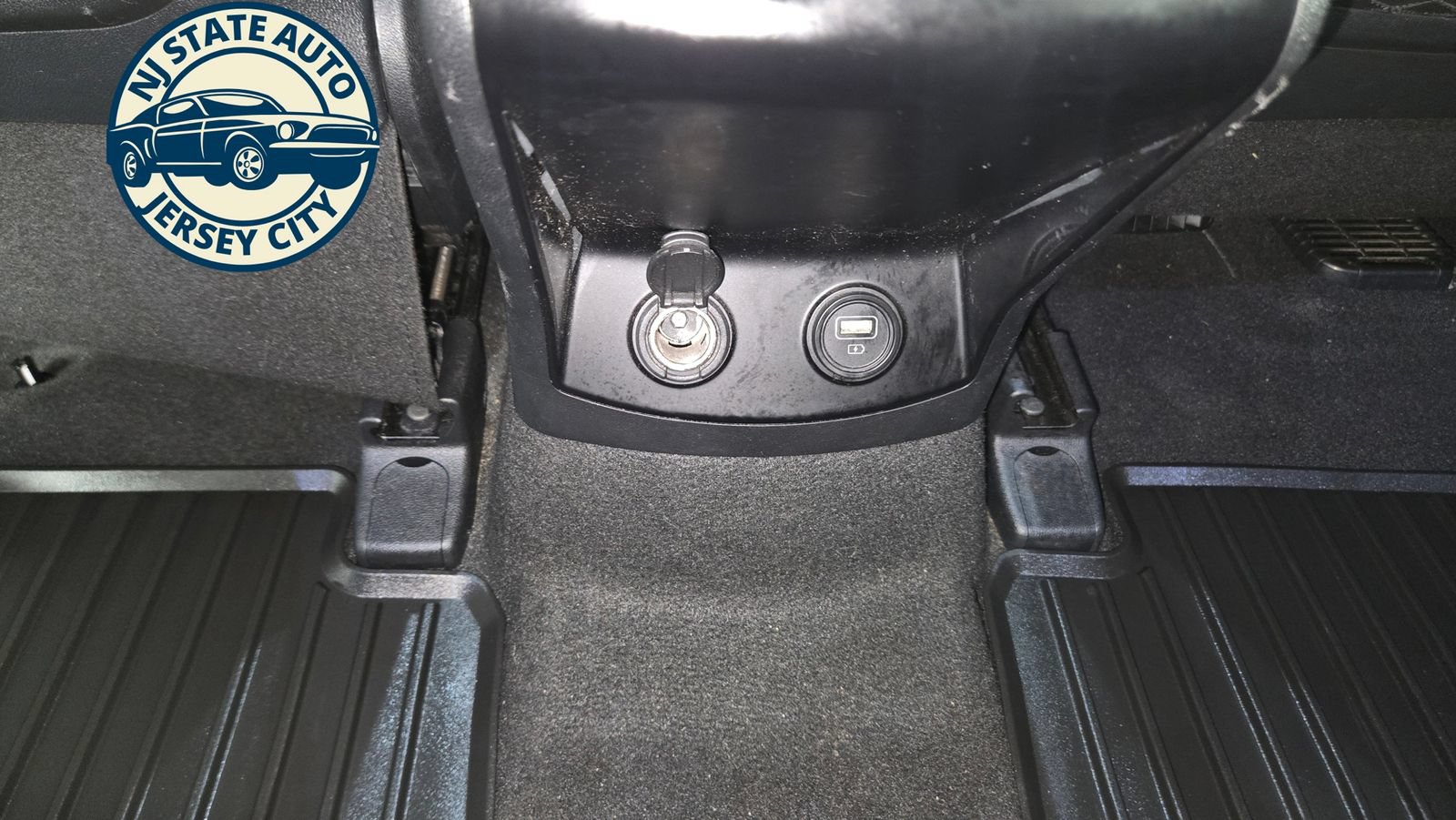 Used 2022 Kia Sorento EX w/ Panoramic Sunroof Package AWD/4WD image 30