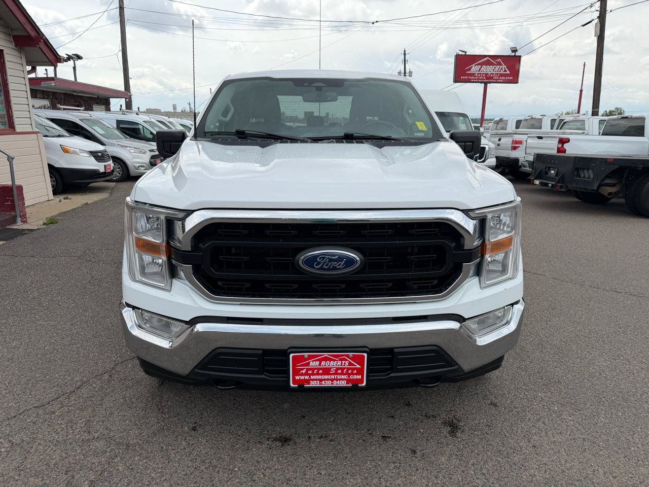Used 2022 Ford F150 XLT w/ Equipment Group 301A Mid AWD/4WD image 3
