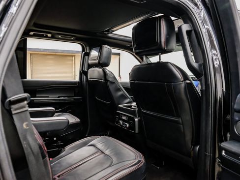 Used 2019 Ford Expedition Limited w/ Equipment Group 303A image 41