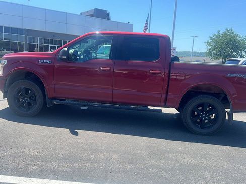 Used 2018 Ford F150 XLT w/ Equipment Group 302A Luxury AWD/4WD image 11