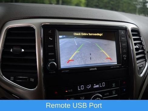 Used 2012 Jeep Grand Cherokee Laredo AWD/4WD image 10