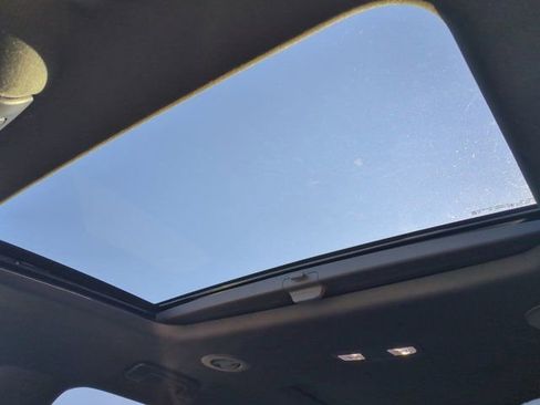 Used 2023 Buick Enclave Essence w/ Experience Buick Package image 20