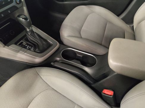 Used 2017 Hyundai Elantra SE FWD image 26