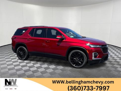 Used 2024 Chevrolet Traverse RS AWD/4WD image 1