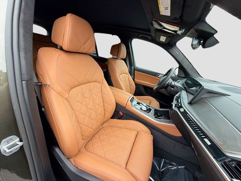 New 2026 BMW X5 M60i AWD/4WD image 14