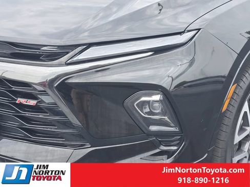 Used 2025 Chevrolet Blazer RS FWD image 10