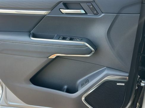New 2026 GMC Acadia Elevation w/ Black Edition FWD image 25