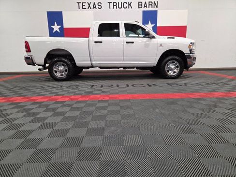 Used 2020 RAM 2500 Tradesman AWD/4WD image 13