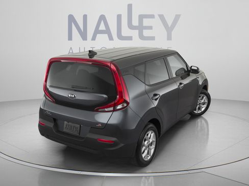 Used 2021 Kia Soul EX FWD image 4