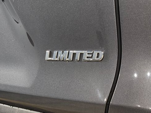 Used 2019 Toyota RAV4 Limited w/ Cold Weather Package FWD image 40