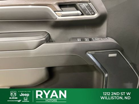 Used 2023 Chevrolet Silverado 1500 LTZ AWD/4WD image 29