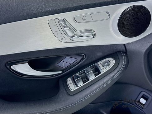 Used 2021 Mercedes-Benz C 300 C 300 image 23