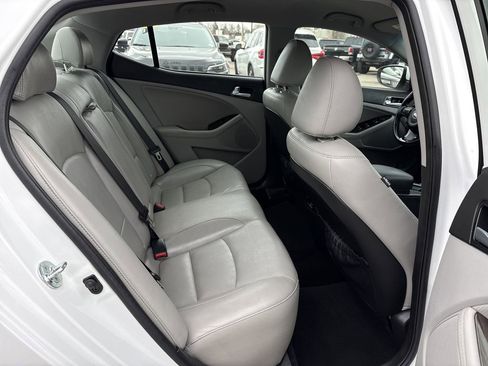 Used 2015 Kia Optima EX image 25