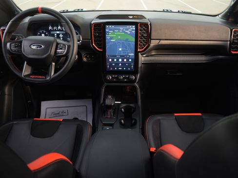 Used 2025 Ford Ranger Raptor image 8