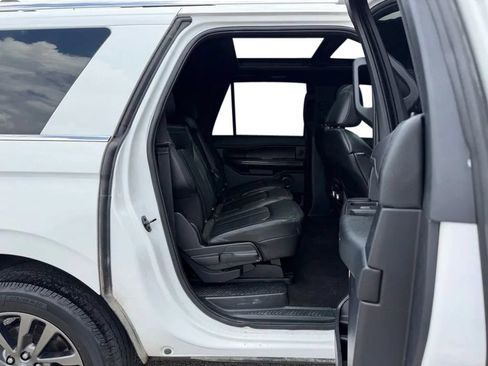 Used 2021 Ford Expedition Max Limited AWD/4WD image 34
