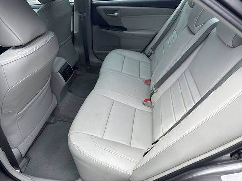 Used 2016 Toyota Camry XLE w/ Moonroof Package FWD image 20
