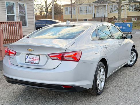 Used 2022 Chevrolet Malibu LT image 76