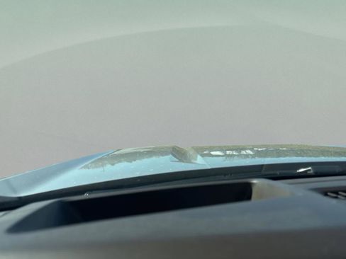 Used 2023 GMC Yukon XL Denali image 5