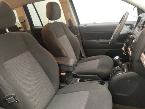 Used 2016 Jeep Compass Sport w/ Power Value Group image 21